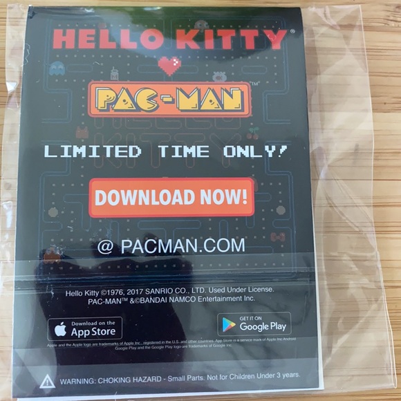 Hello Kitty + Pac Man keychain - Picture 2 of 3